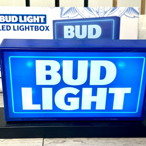 Beer Bud Light LED LIGHTBOX - Picture 4 of 8